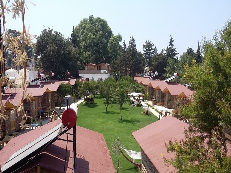 Pitos Bungalows Ґюмюшлюк Екстер'єр фото